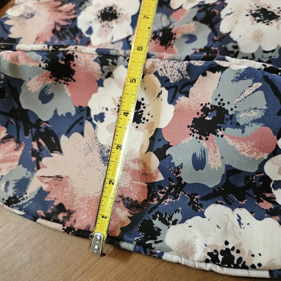 Lightweight Drawstring Floral Backpack Travel Theme Park - Picture 10 of 10